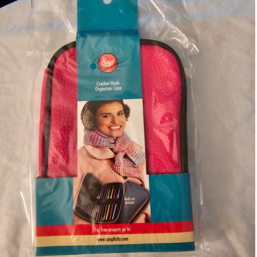 Boye Crochet Hook Organizer Case Pink Textured‎ Zipper Pouch NEW